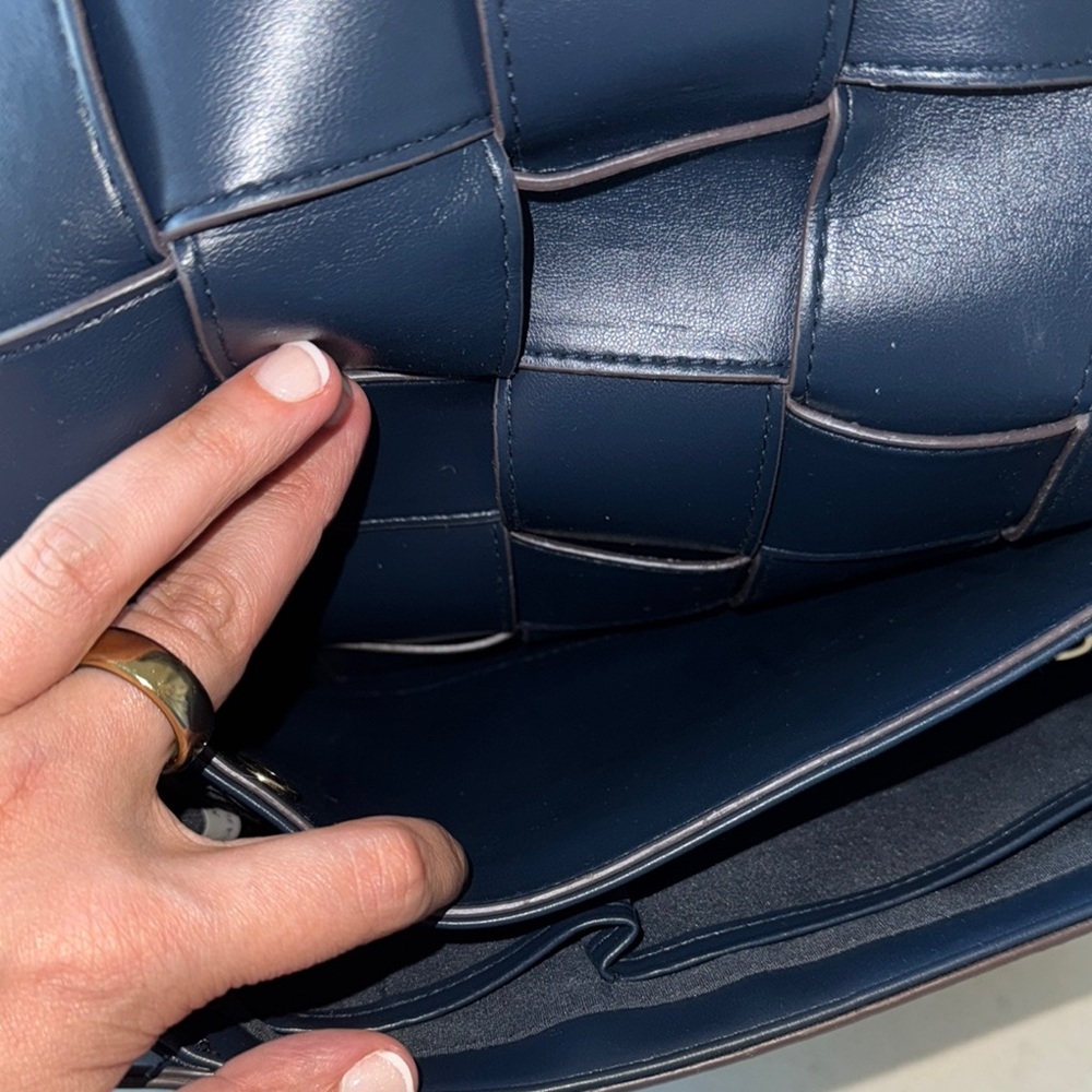 Sondra Roberts Squared Blue Shoulder Bag - Picture 8 of 11
